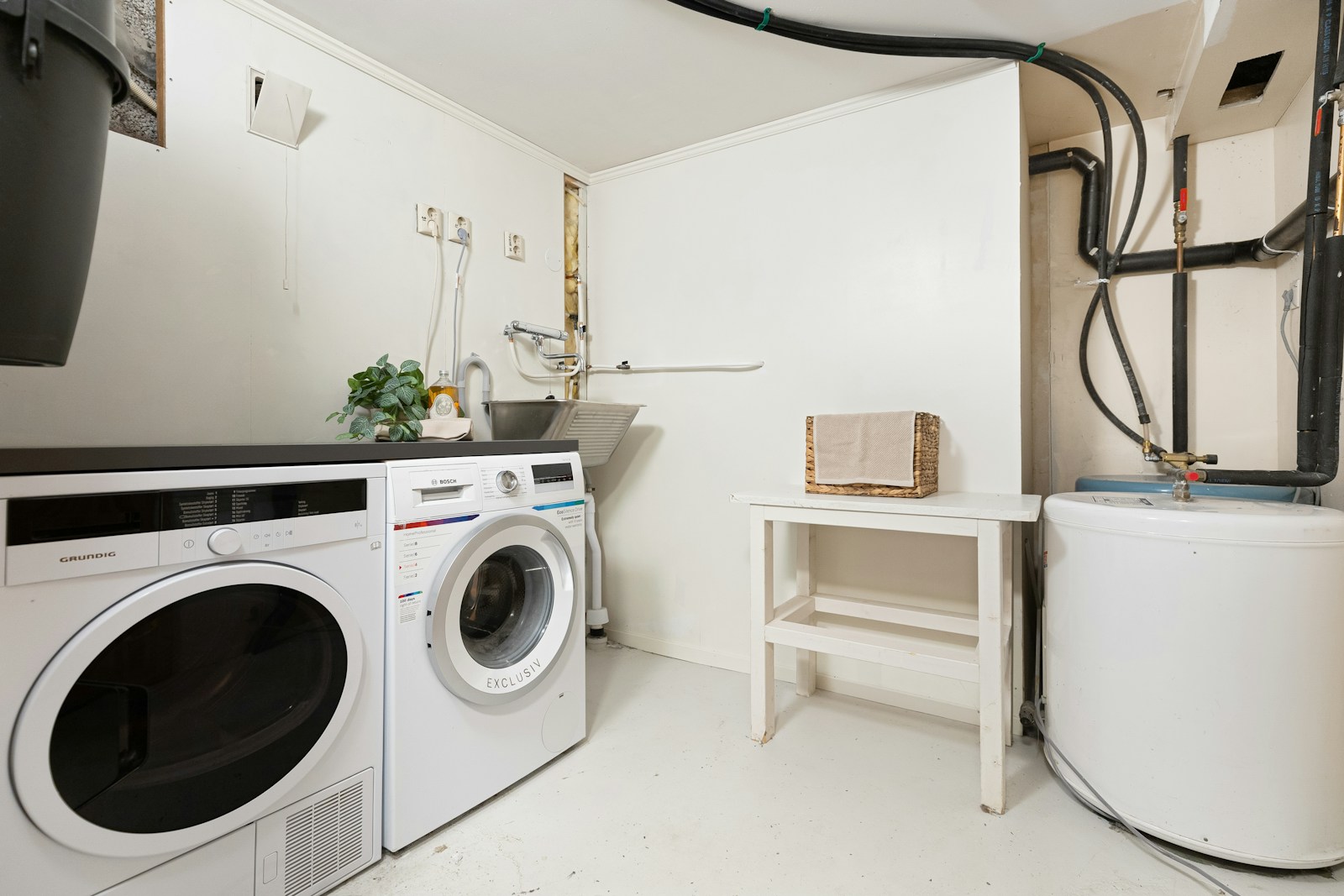 Bosch Dryer Burning Smell: Causes and Fixes 1