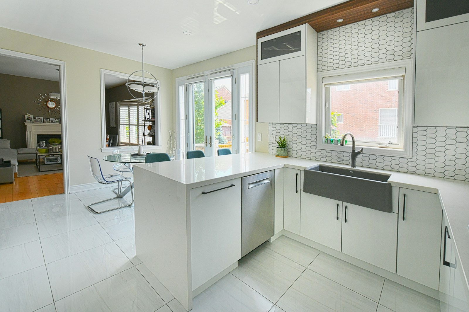 Professional dishwasher repair and maintenance service