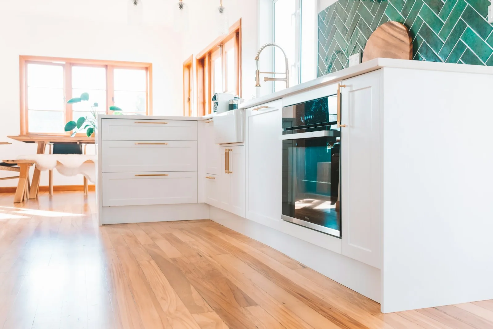 Professional oven repair and installation service