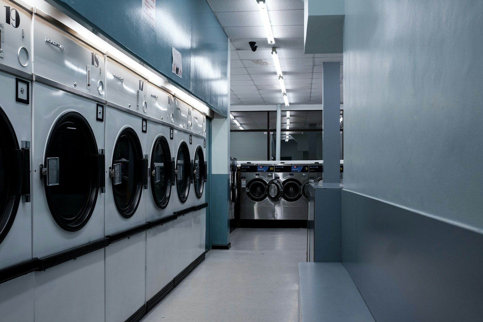 Front-load washing machine with digital controls
